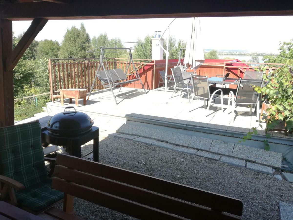 Penzion Nad jezerem Pavlov Esterno foto