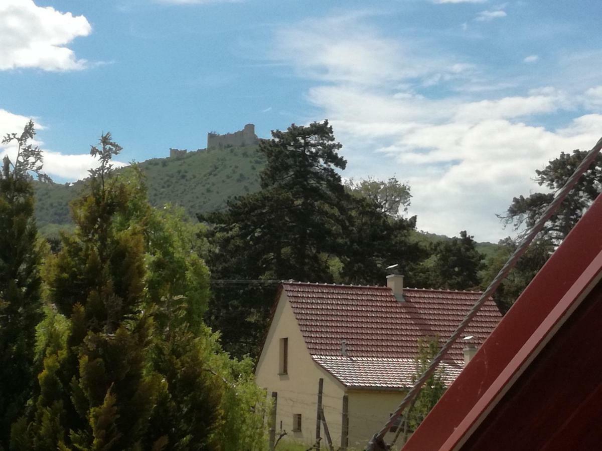 Penzion Nad jezerem Pavlov Esterno foto